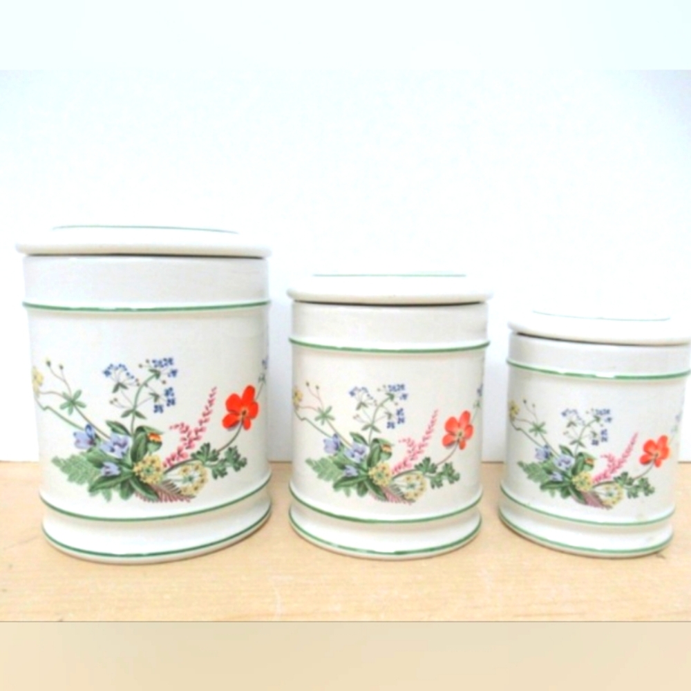 RB Bernarda Portuagal 3 Piece Cannister Set